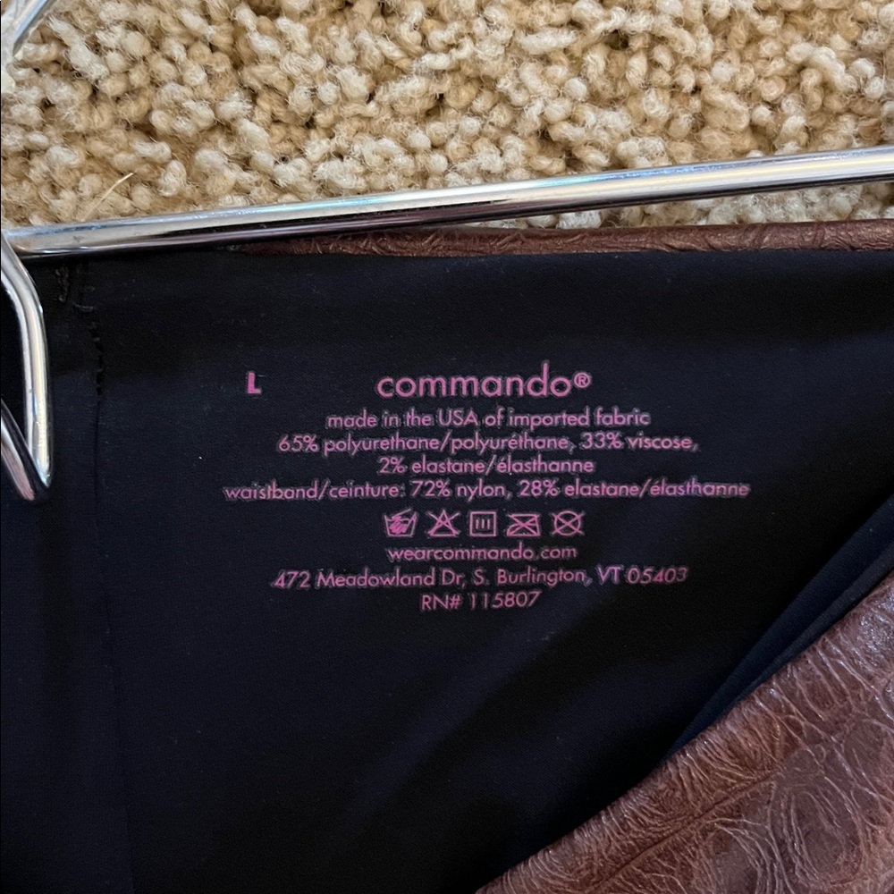 Commando - Faux Leather Legging - Snake Skin Print View 2